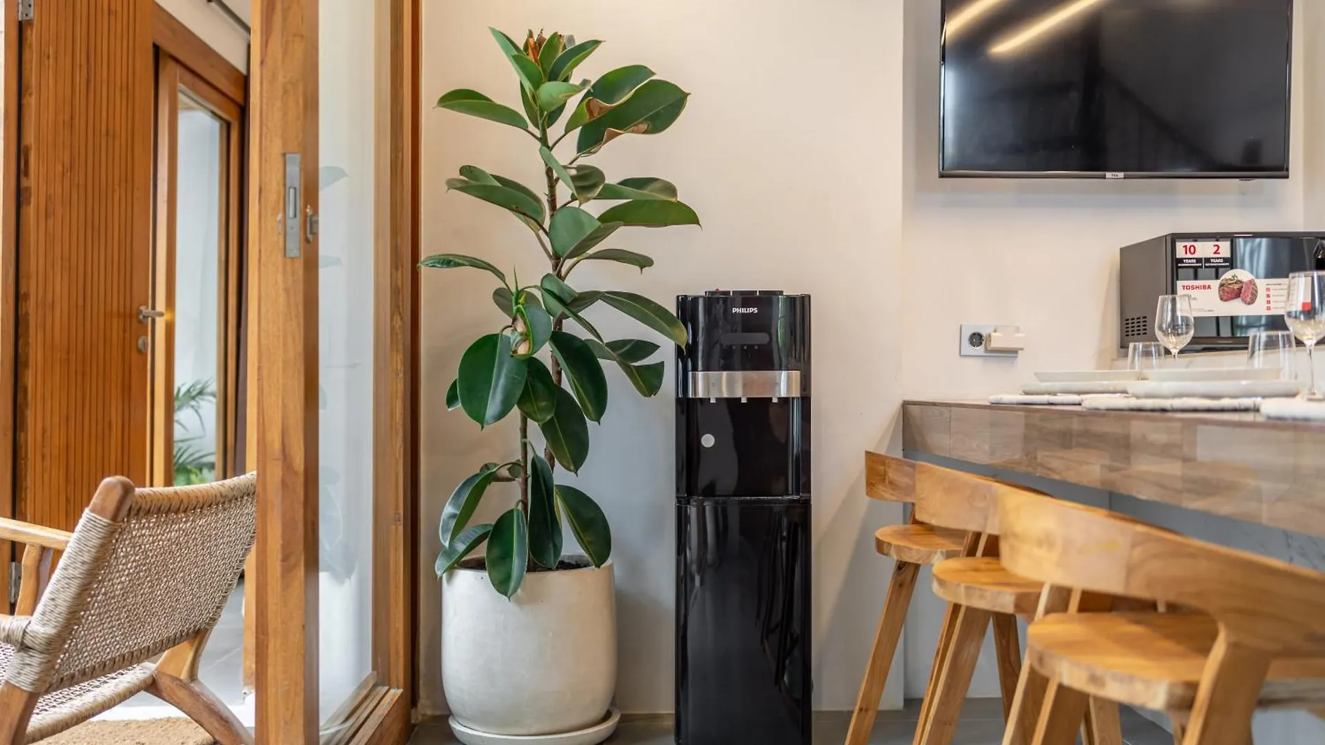 Exquisite 3-Bedroom Villa in Seminyak with Private Rooftop Oasis Kerobokan